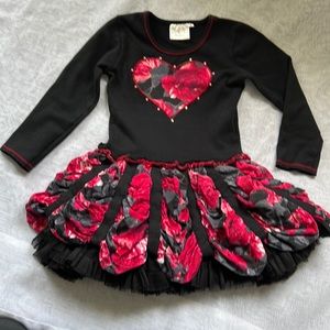 Ooh! La La! Couture Gorgeous dress Jersey top 2 layers of black lace underskirt.